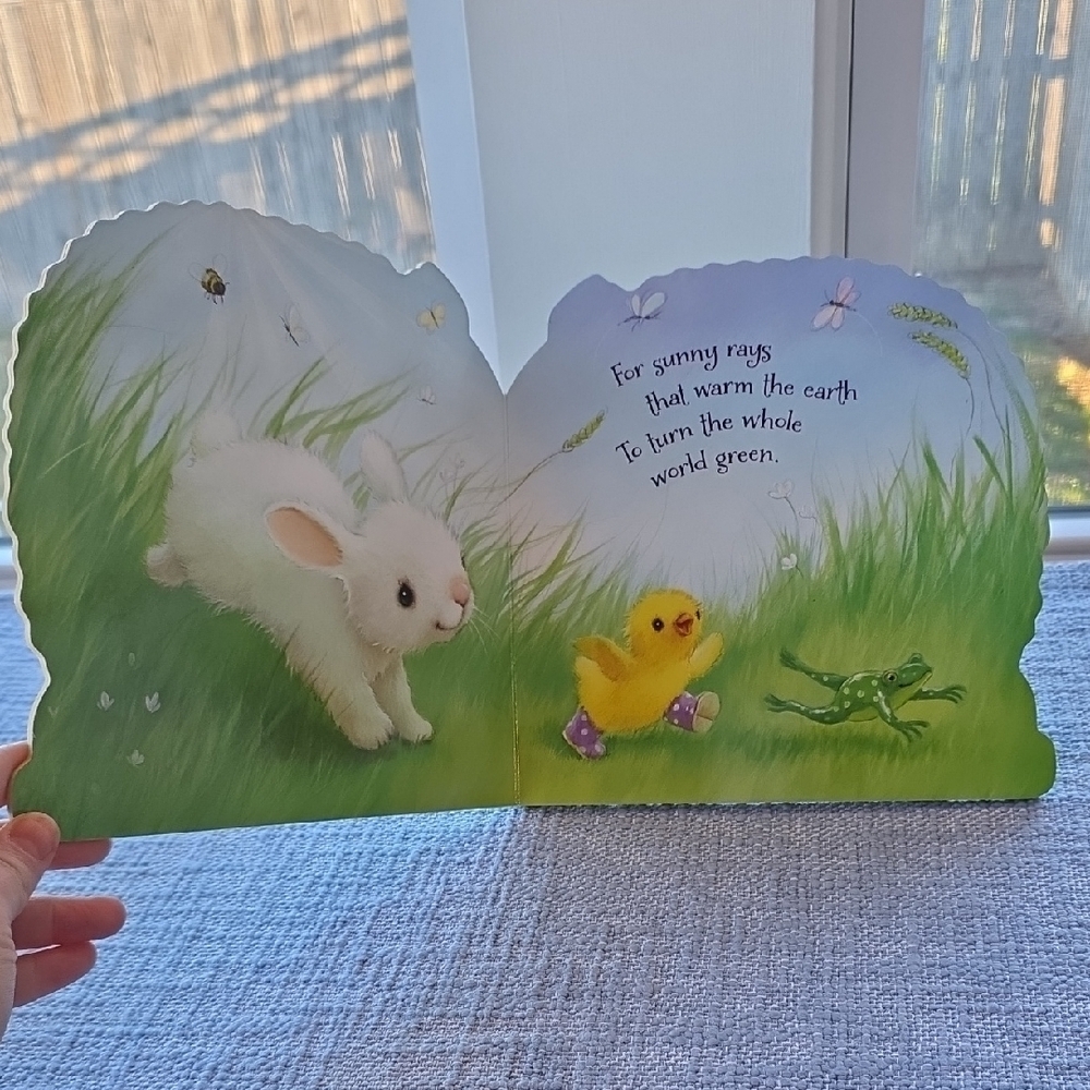 Colorful Easter Prayer Book for Kids - Picture 2 of 4